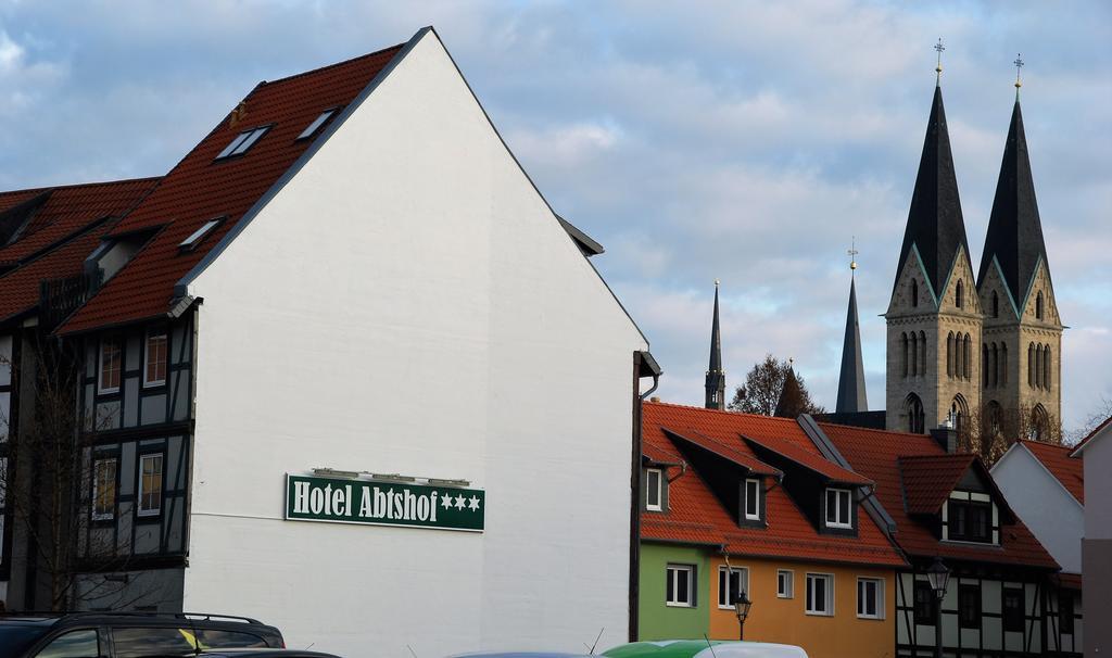 Hotel Abtshof Халберщат Екстериор снимка
