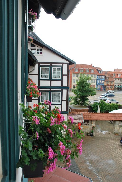 Hotel Abtshof Халберщат Екстериор снимка